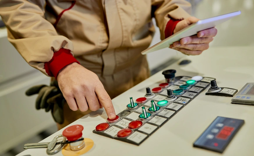 Control, automatización y monitoreo industrial